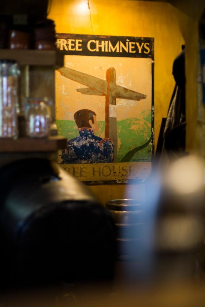 ホテル The Three Chimneys Country Pub Biddenden エクステリア 写真