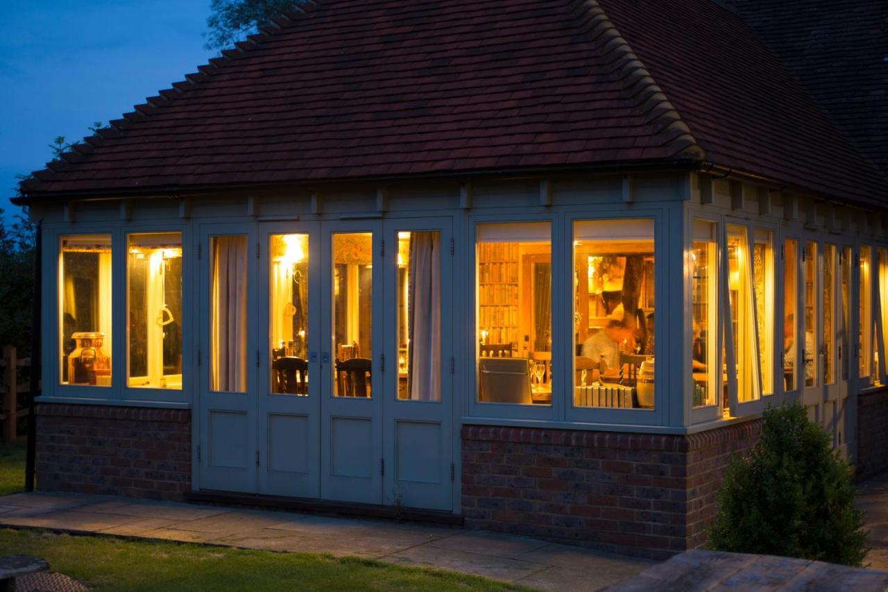 ホテル The Three Chimneys Country Pub Biddenden エクステリア 写真
